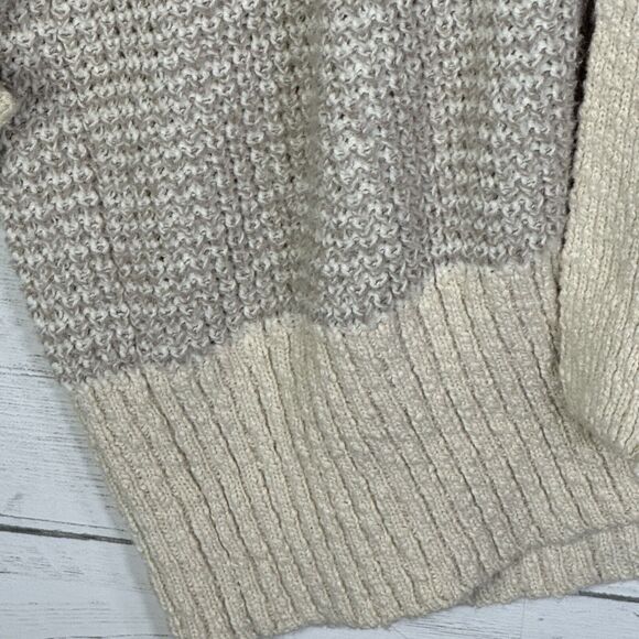 Urban Outfitter Open Long Cardigan Sweater Womens Medium Chunky Oversized - Picture 3 of 6